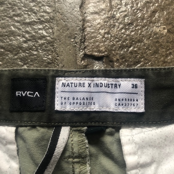Men’s RVCA Green pants - Picture 3 of 3